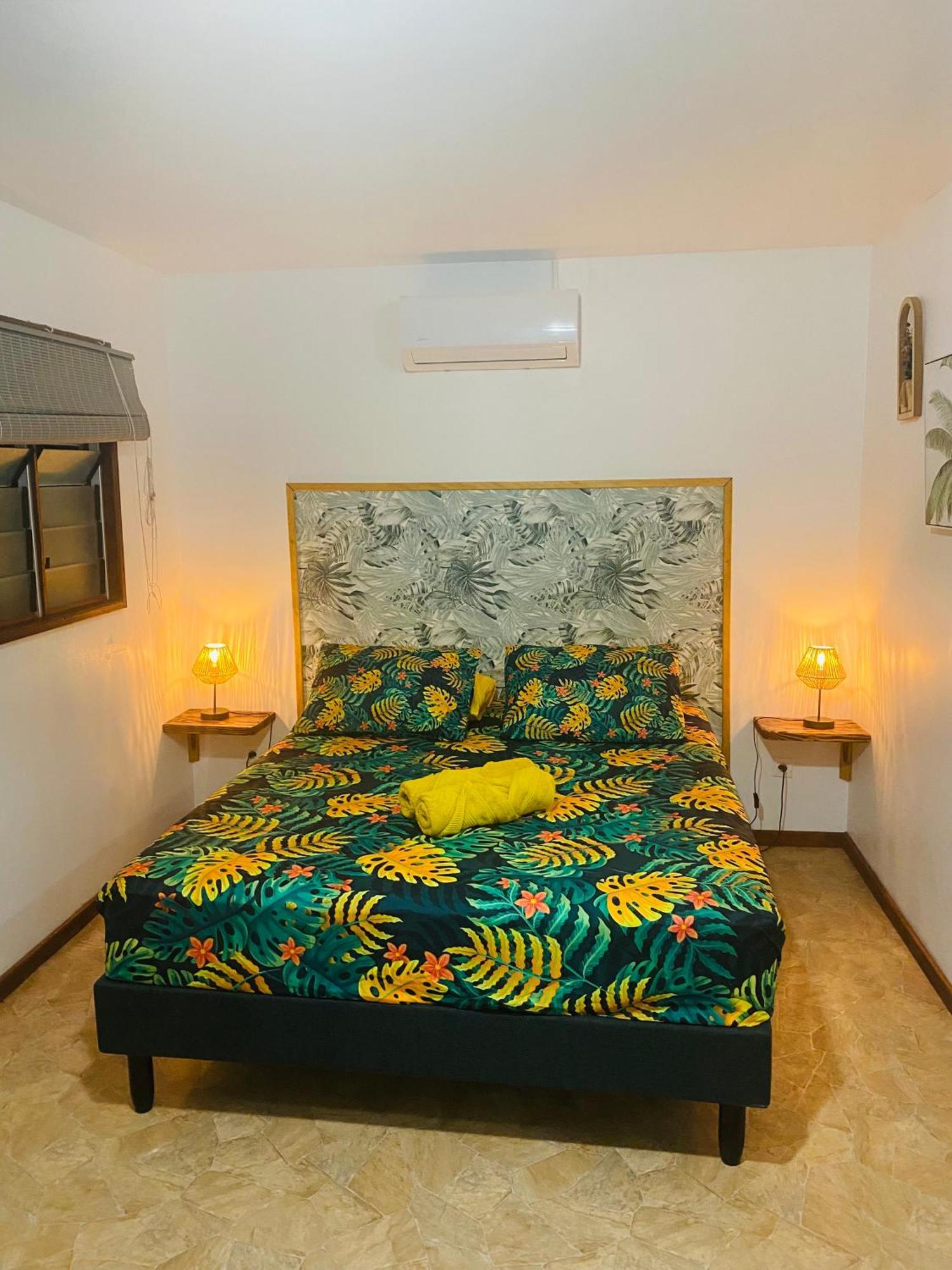 Huahine Serenity Cottage Maroe Exterior foto